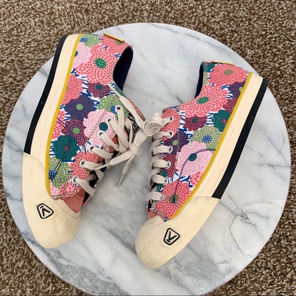 keen floral shoes